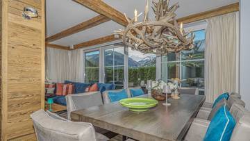 Thumbnail von Exclusive corner house in sunny peaceful location