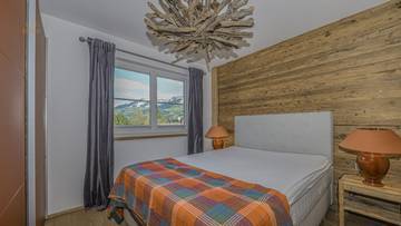 Thumbnail von Exclusive corner house in sunny peaceful location