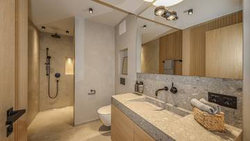 Thumbnail von Exclusive apartment in historic town house