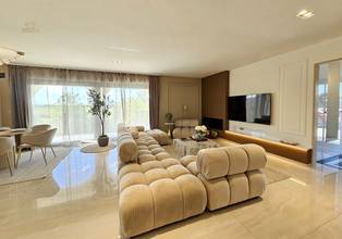 Thumbnail von Luxurious new build villa with pool, sauna, and panoramic sea view