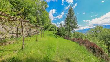 Thumbnail von Golf-in/Golf-out country house in sunny prime location