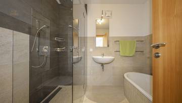 Thumbnail von Exclusive country house in a dreamlike & unobstructed panoramic location