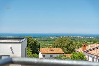 Thumbnail von Charming villa with swimming pool and sea view