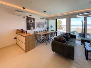 Thumbnail von Modern semi-detached house with pool and sea view
