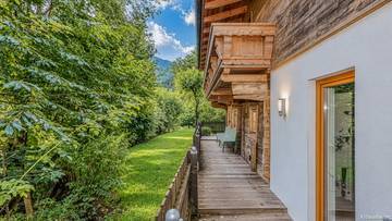 Thumbnail von Tyrolean house with over 3,800 m² of land in an idyllic quiet location
