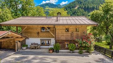 Thumbnail von Tyrolean house with over 3,800 m² of land in an idyllic quiet location