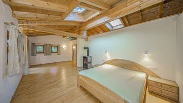 Thumbnail von Tyrolean house with over 3,800 m² of land in an idyllic quiet location