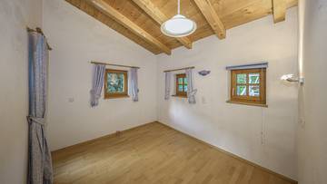 Thumbnail von Tyrolean house with over 3,800 m² of land in an idyllic quiet location