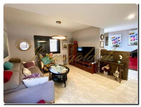 Immogold Gran Canaria Sonnenland spacious duplex with three bedrooms, large terrace, and communal pool