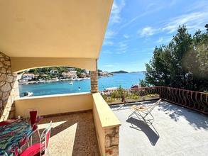 Thumbnail von Traditional house with sea view in the first row to the sea