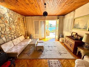 Thumbnail von Traditional house with sea view in the first row to the sea