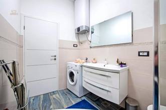 Thumbnail von Renovated apartment with sea view in the historic center
