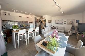 Thumbnail von Apartment with a large garden, summer kitchen, and sea view