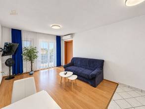 Thumbnail von Apartment with sea view, two terraces, garage, and attic
