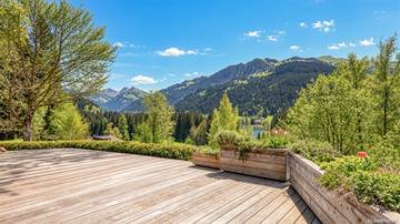 Thumbnail von Unique refuge in prime location with a view of Lake Schwarz