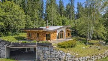 Thumbnail von Unique refuge in prime location with a view of Lake Schwarz
