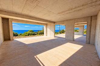 Thumbnail von Newly built villa with pool, garage, and sea view