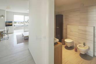 Thumbnail von Modern and furnished apartment with sea view