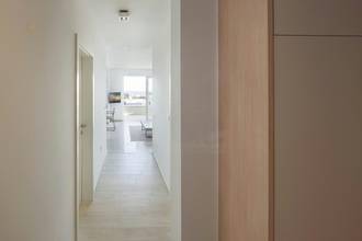 Thumbnail von Modern and furnished apartment with sea view