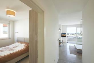 Thumbnail von Modern and furnished apartment with sea view