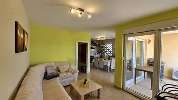 Thumbnail von Maisonette apartment with roof terrace, sea view, and communal pool