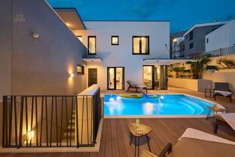 Thumbnail von Modern villa with heated pool, wellness area, and sea view