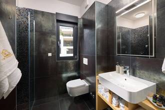 Thumbnail von Modern villa with indoor pool, wellness area, and sea view