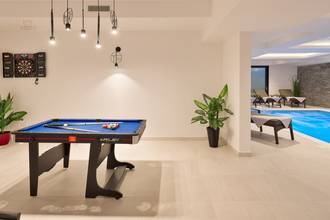 Thumbnail von Modern villa with indoor pool, wellness area, and sea view