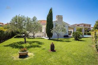 Thumbnail von Luxuriöse Villa mit beheiztem Pool und Meerblick in ruhiger Wohnlage