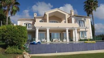 Thumbnail von Luxus-Villa in Estepona R2740463