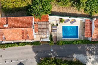Thumbnail von Gepflegtes Haus mit beheiztem Pool und Meerblick