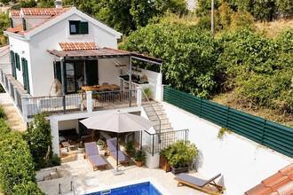 Thumbnail von Gepflegtes Haus mit beheiztem Pool und Meerblick