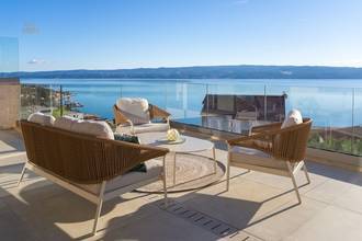 Thumbnail von Newly built villa with wellness area, pool, and wide sea view