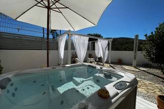 Thumbnail von Furnished house just a few steps from the sea