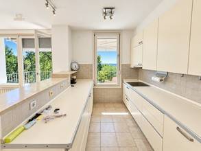 Thumbnail von House with two residential units, large garden, and unobstructed sea view