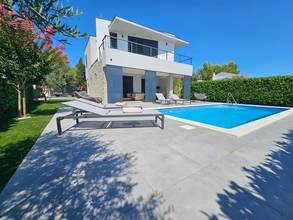 Thumbnail von Newly built villa with swimming pool and sea view, 250 meters to the beach
