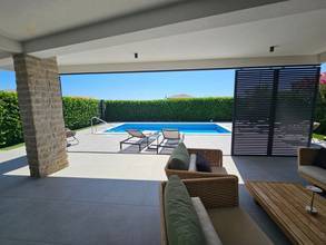 Thumbnail von Newly built villa with swimming pool and sea view, 250 meters to the beach