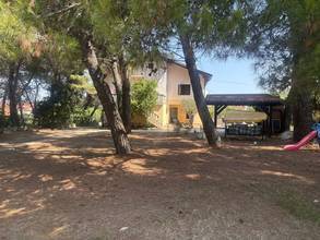 Thumbnail von House with large garden and sea view near the beach