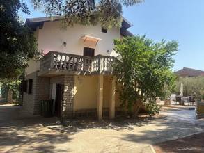 Thumbnail von House with large garden and sea view near the beach