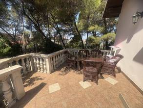 Thumbnail von House with large garden and sea view near the beach