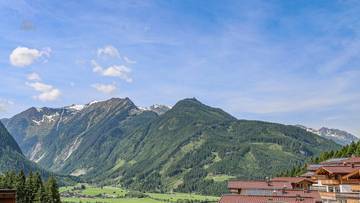 Thumbnail von National Park Chalet in a dreamlike peaceful location