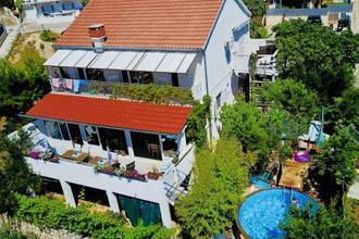 Thumbnail von Charming holiday home with sea view