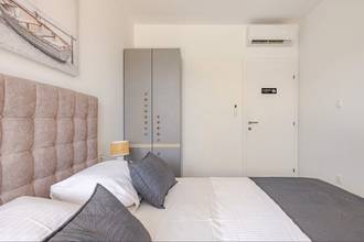 Thumbnail von Modern villa with heated pool, furnished and move-in ready