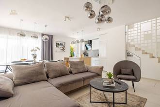 Thumbnail von Modern villa with heated pool, furnished and move-in ready