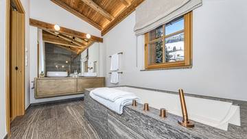 Thumbnail von Unique luxury estate in prime location