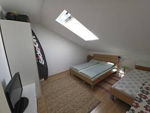 Thumbnail von Bright attic apartment with sea view and private parking space