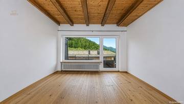 Thumbnail von Attic apartment on the ski slope with a view of the Kaiser