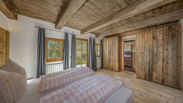 Thumbnail von Exclusive ski-in / ski-out chalet with Kaiser view