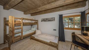 Thumbnail von Exclusive ski-in / ski-out chalet with Kaiser view