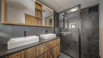 Thumbnail von Exclusive ski-in / ski-out chalet with Kaiser view